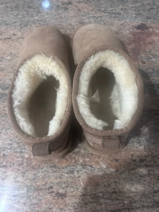 Ugg Classic Ultra Mini - Picture 8 of 9